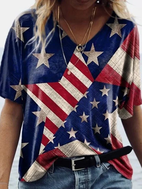 Star Print V-neck Tee with Color-blocking Design Front Pockets Side Pockets Patch Pockets