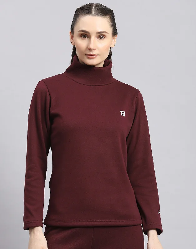 Women Maroon Solid T Neck Full Sleeve Sweatshirt Hoodie with Gradient Ombre Colorful Women Maroon Solid T Neck Full Sleeve Sweatshirt Hoodie with Gradient Ombre Colorful